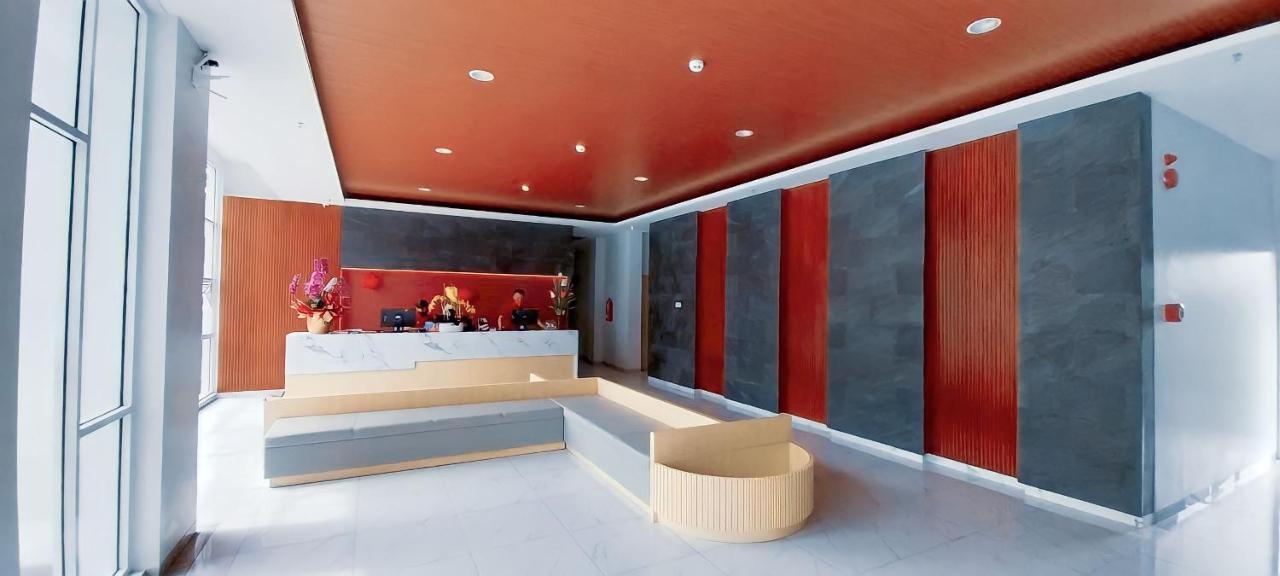 Front One Hotel Pasir Koja 반둥 외부 사진