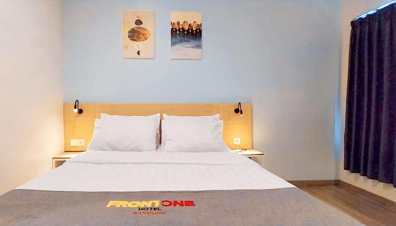 Front One Hotel Pasir Koja 반둥 외부 사진